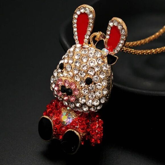 Women's Red Enamel Crystal Pig Pendant Animal Necklace NWOT - Picture 3 of 3
